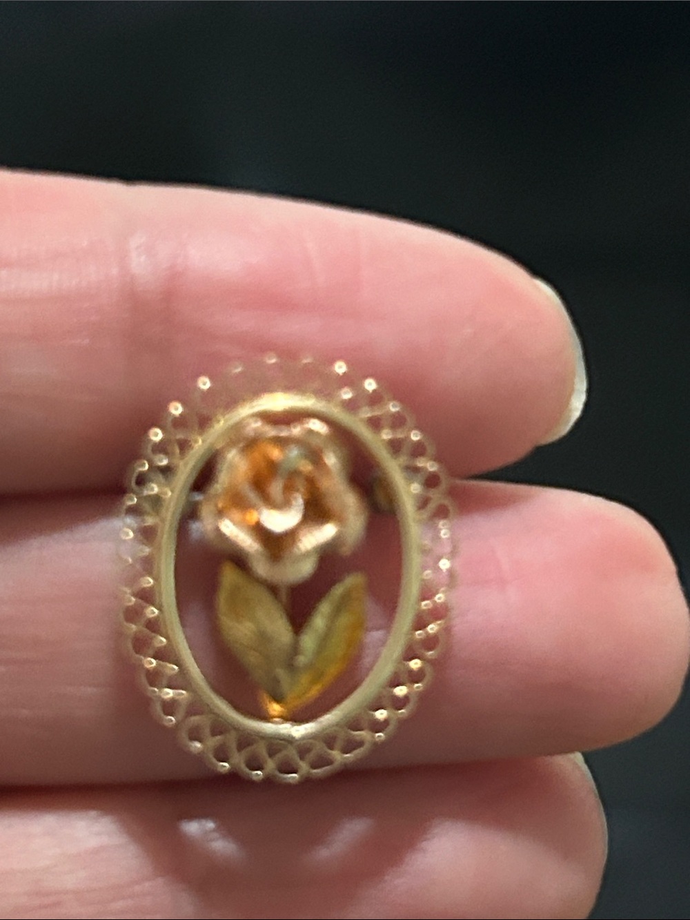Vintage Krementz Gold-Tone Floral Cameo Accent Pin